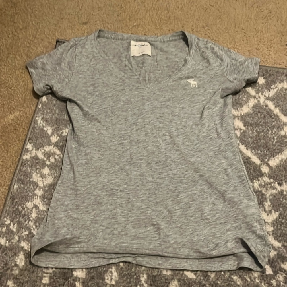 ABERCROMBIE KIDS V SHIRT